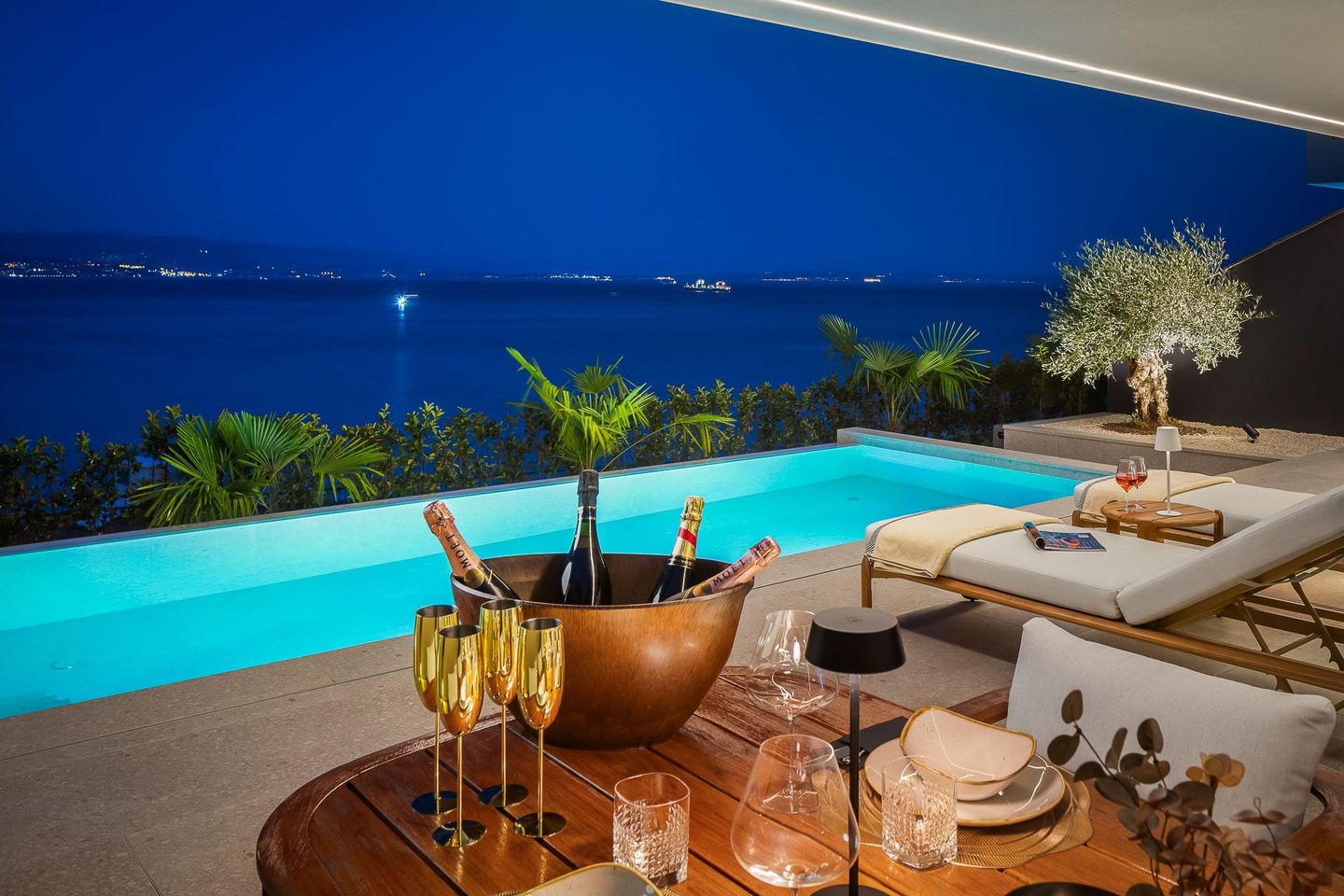 luxury-apartment-with-swimming-pool-opatija-83-9ecca5f7-1440w